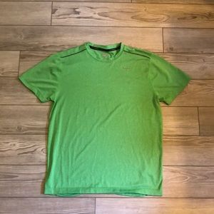 Hind athletic shirt